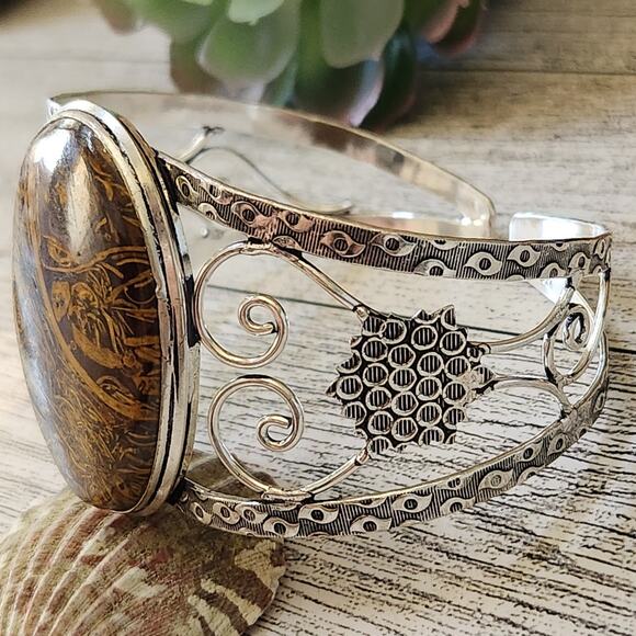 Miriam Stone Sterling Silver Cuff Bracelet - Bold Natural Elegance - Picture 9 of 10